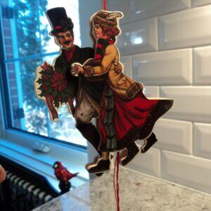 vintage Christmas wooden pull string ornament